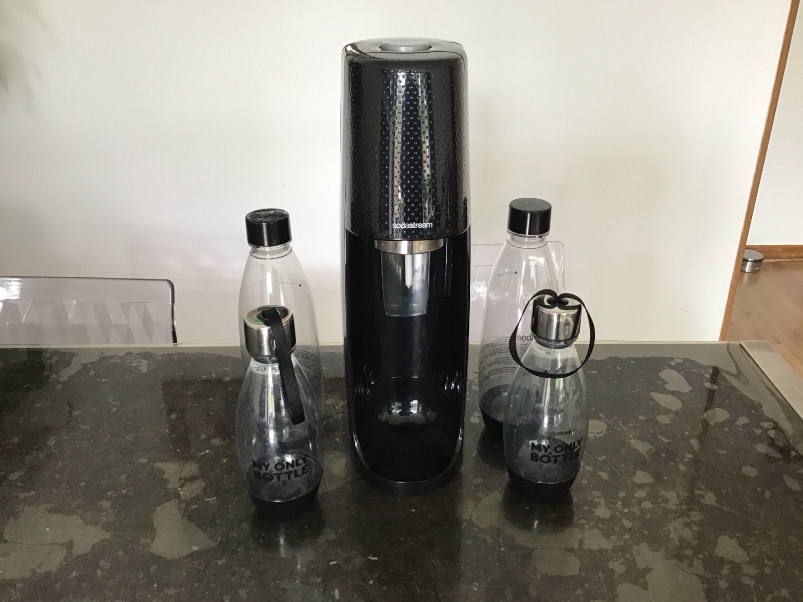 SodaStream Spirit met 4 flessen, Ophalen of Verzenden, Zo goed als nieuw