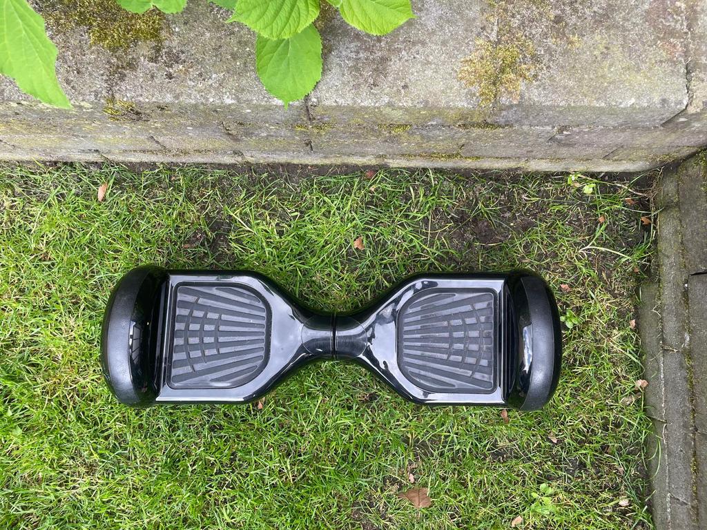 Zwart hoverboard, Ophalen of Verzenden, Zo goed als nieuw