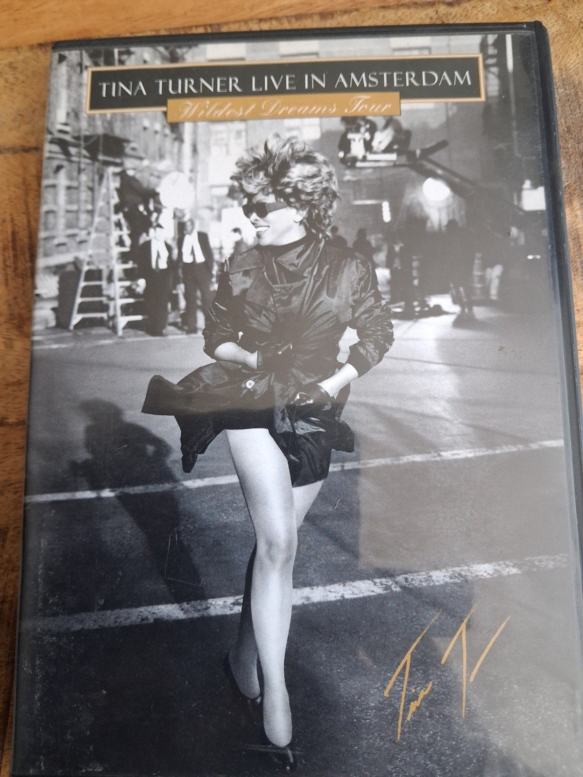 Tina Turner Live in Amsterdam - Wildest Dreams Tour DVD, Alle leeftijden, Nederlands, Ophalen of Verzenden, Concert