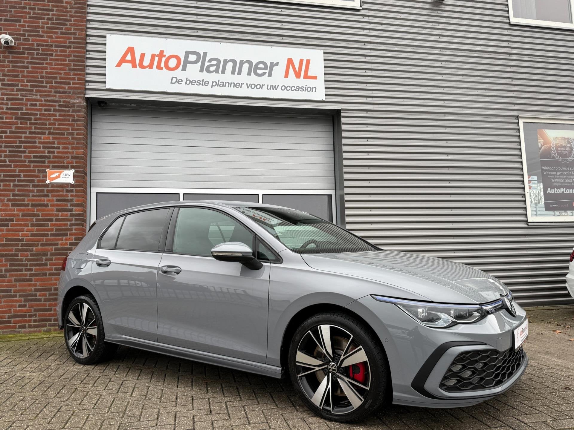 Volkswagen Golf VIII 1.4 GTE eHybrid! Camera! HUD! 1e Eigen., Auto's, Stof, Gebruikt, 4 cilinders, Automatische klimaatregeling