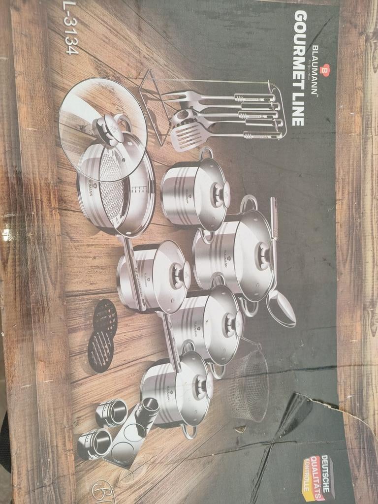 Blaumann pannenset 27 delig (nieuw), Huis en Inrichting, Keuken | Potten en Pannen, Ophalen of Verzenden, Rvs, Pannenset