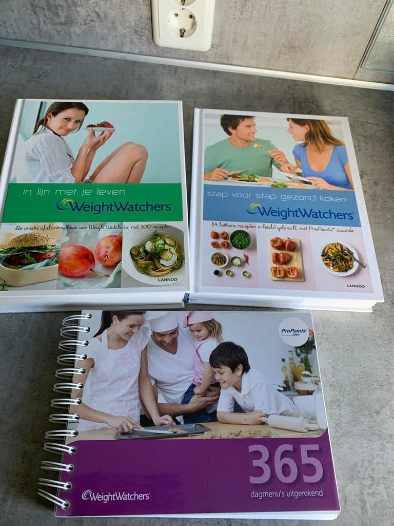 weight watchers  boeken gratis, Boeken, Ophalen of Verzenden, Zo goed als nieuw
