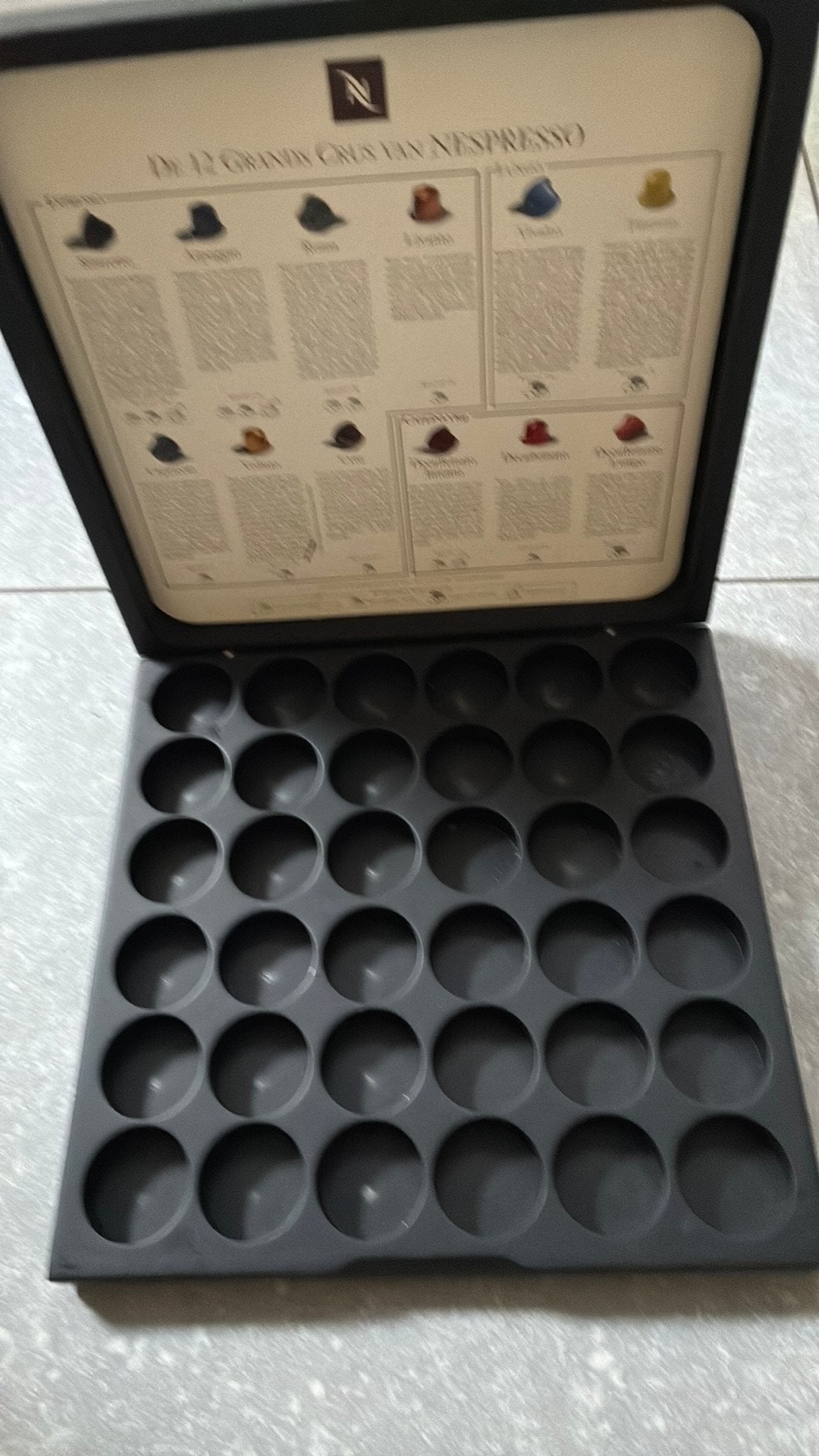Foto 2 van Nespresso box cupjes capsulehouder