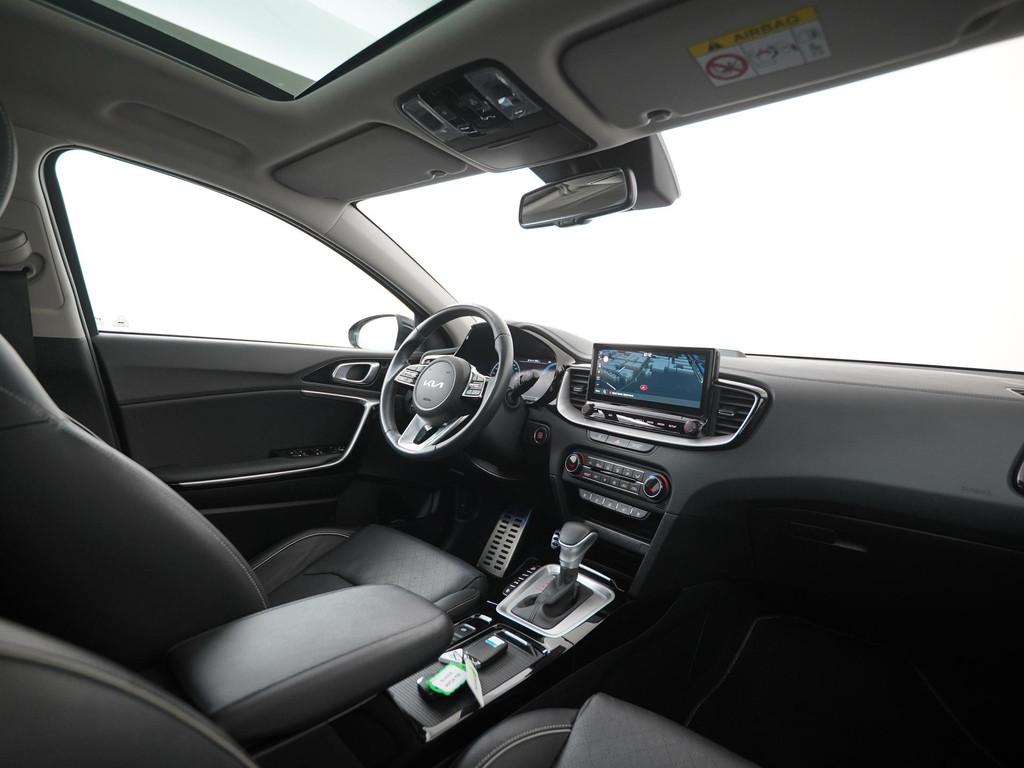 Kia XCeed 1.6 GDi PHEV ExecutiveLine | Schuifdak | Digital C, Auto's, Kia, Gebruikt, SUV of Terreinwagen, 1300 kg, Verwarming stoelen achter
