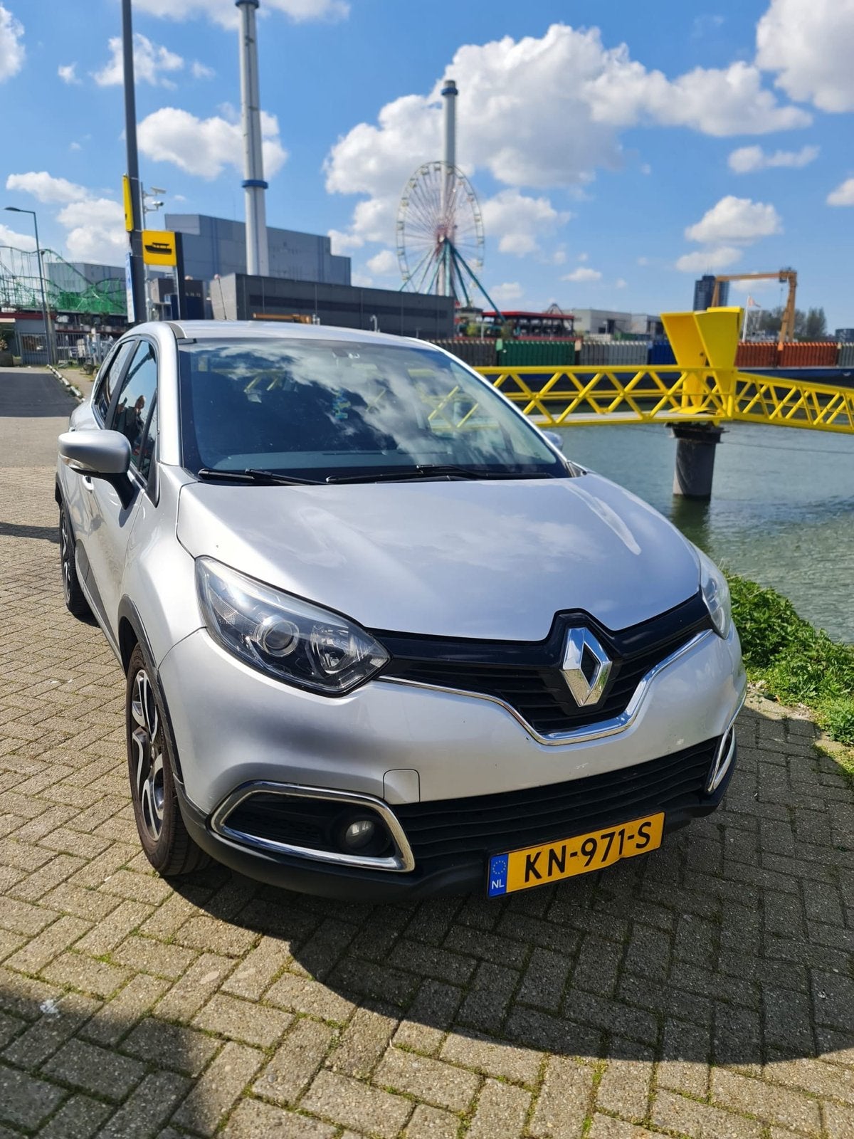 Renault Captur 0.9 TCE 90 2014 Grijs FULL OPTIES WEINIG KM !, Auto's, Renault, Particulier, Captur, Benzine, B, SUV of Terreinwagen