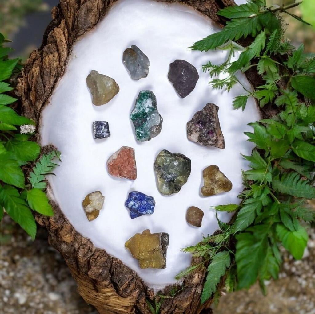 Set met diverse mineraal stenen ( SALE SALE SALE), Ophalen of Verzenden, Mineraal