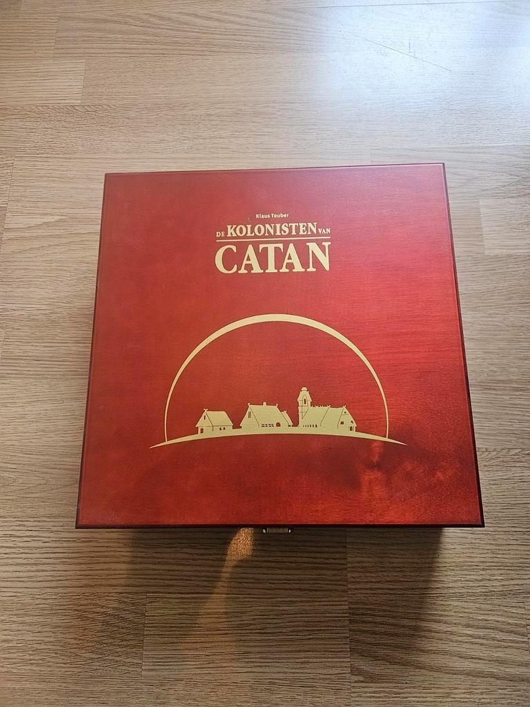 Catan Deluxe Editie,  hout, Ophalen of Verzenden, Zo goed als nieuw, Klaus Teuber