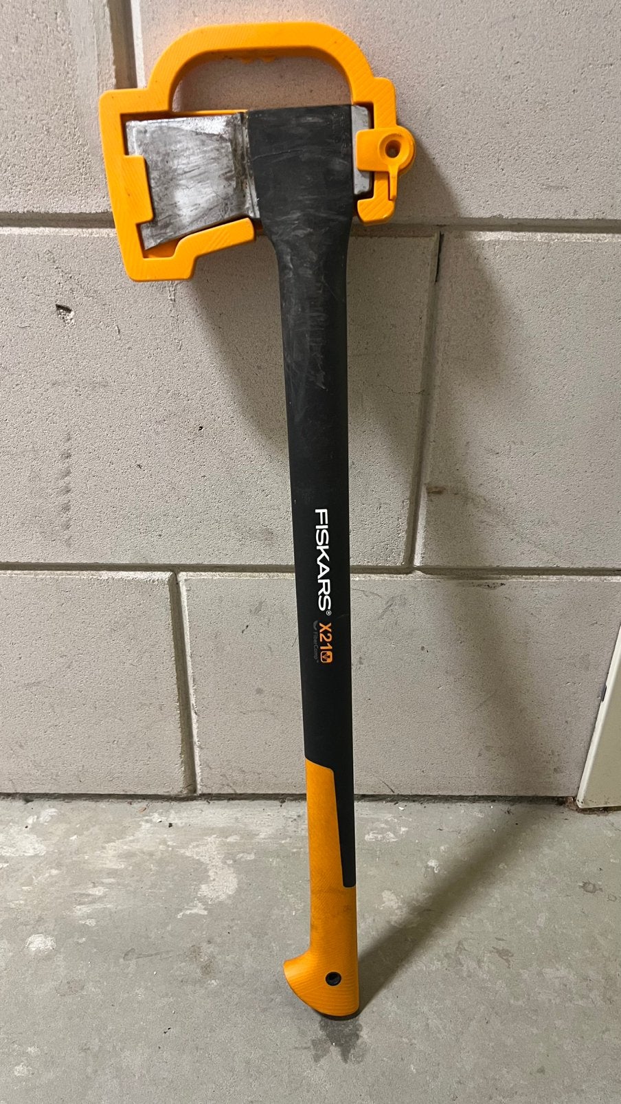 Fiskars X21 kloofbijl / hakbijl - 71cm, Ophalen, Gebruikt, Bijl