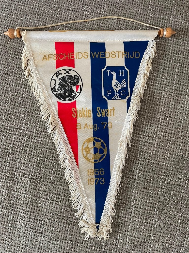 Originele Ajax Vaan – Afscheidswedstrijd Sjaak Swart 1973, Verzamelen, Sportartikelen en Voetbal, Ophalen of Verzenden, Gebruikt
