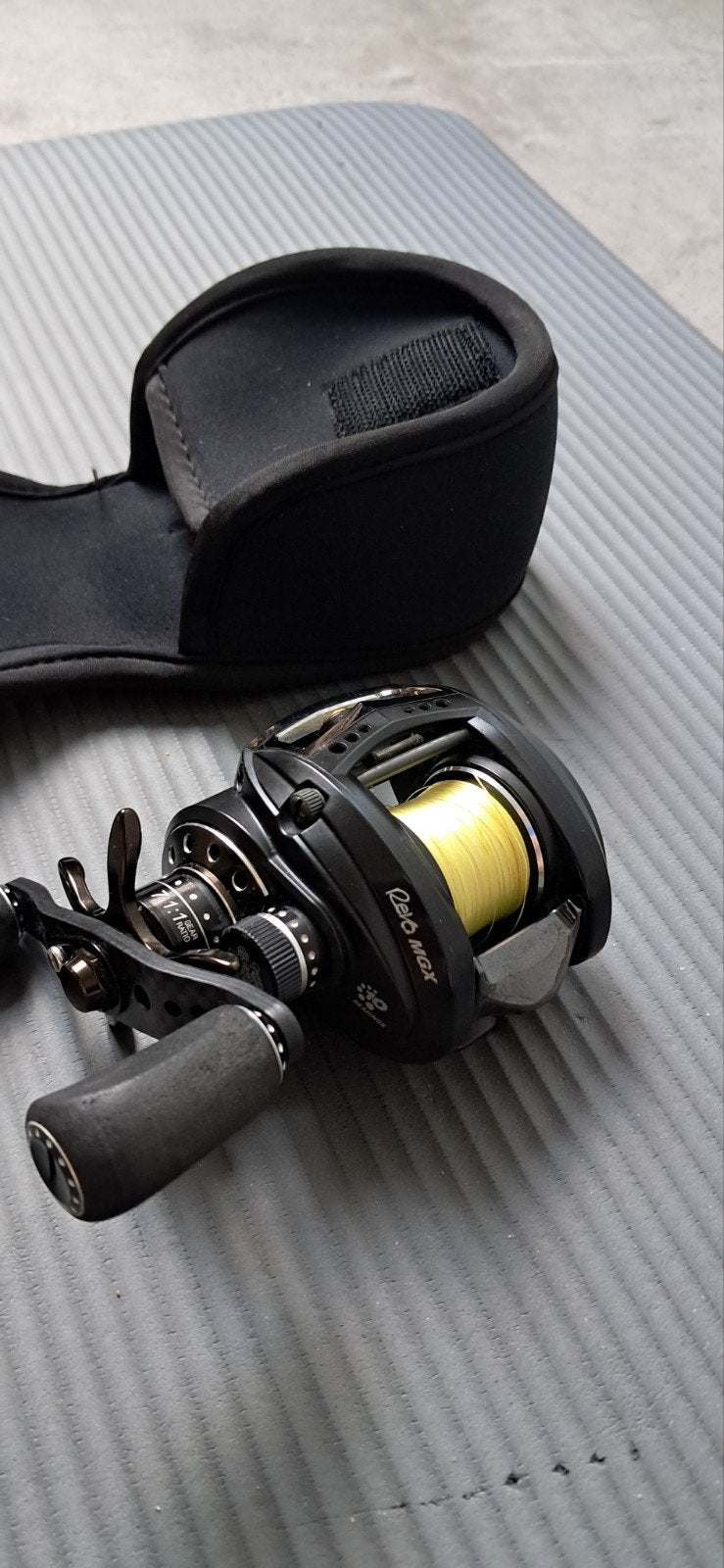 Abu Garcia Revo MGX High Speed 2 Baitcaster Molen, Ophalen of Verzenden, Zo goed als nieuw, Molen