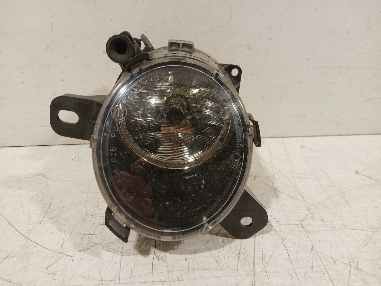 Mistlamp links Opel Corsa, Auto-onderdelen, Onderdelen@venauto.nl, Van der Ven Autorecycling B.V., Gebruikt, Ettenseweg 76, 4706 PB Roosendaal, The Netherlands