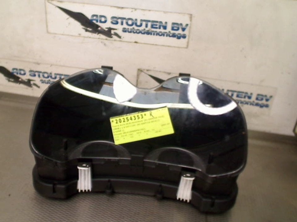 Km Teller Toyota Auris (E15) (2007-03/2012-09) 8380002L52, Auto-onderdelen, Dashboard en Schakelaars, Gebruikt, Kundenbetreuung@toyota.de