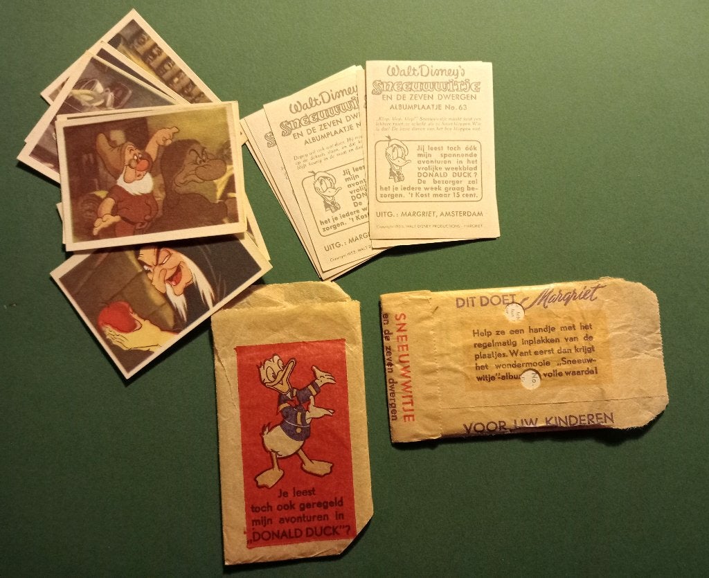plaatjes voor album Sneeuwwitje in origineel zakje 1955, Verzamelen, Ophalen of Verzenden, Gebruikt