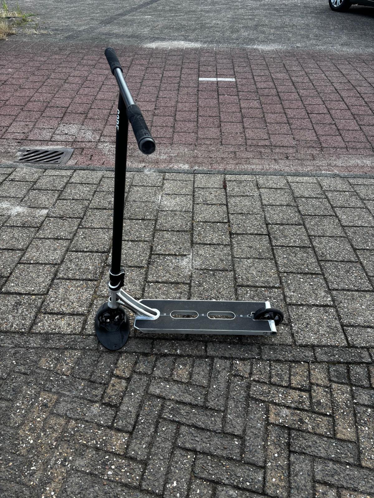 Bijna nieuwe stuntstep van het merk Core, Ophalen, Zo goed als nieuw, Gewone step