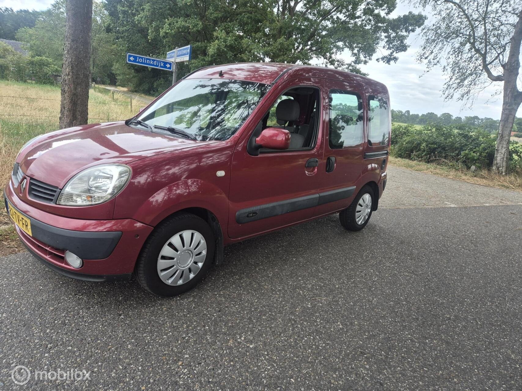 Renault Kangoo combi 1.6-16V Privilège airco, Auto's, Gebruikt, 49 €/maand, Origineel Nederlands, Bedrijf