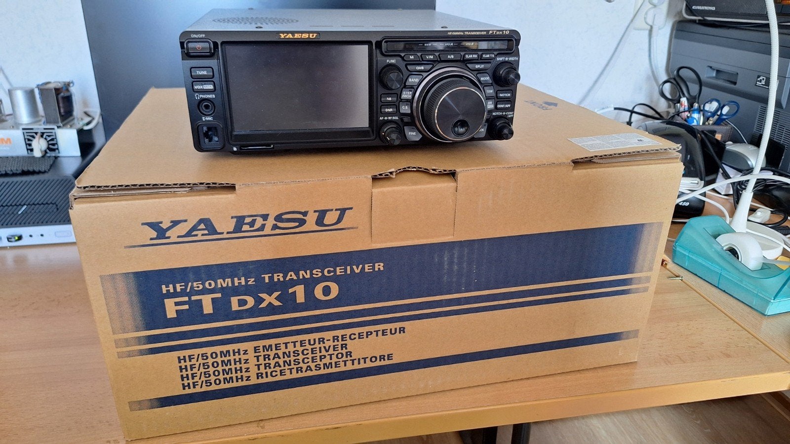 Yaesu FTDX10 HF Transceiver met FC-40 Tuner, M-90 mic, SP-30, Ophalen of Verzenden, Zo goed als nieuw, Zender en Ontvanger
