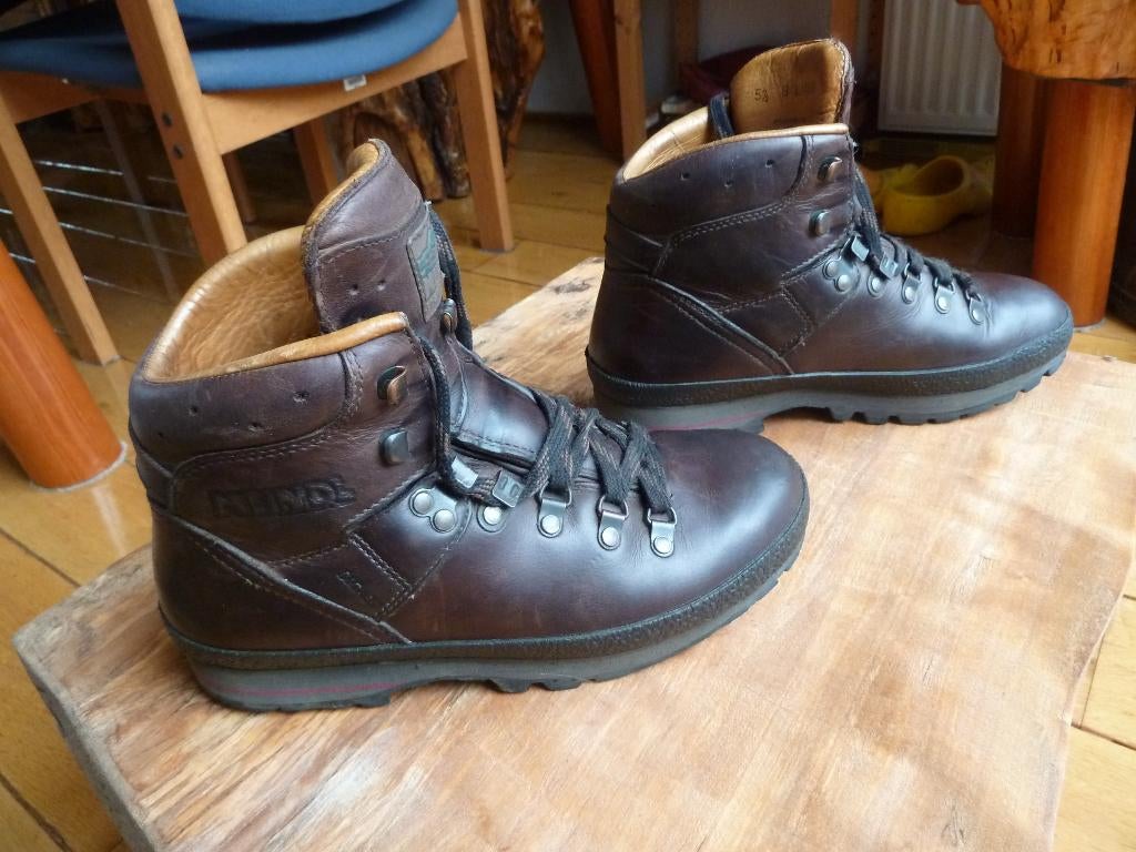 Mooie Meindl Borneo bergschoenen maat 51/2 ----38, Ophalen of Verzenden, Zo goed als nieuw, Schoenen