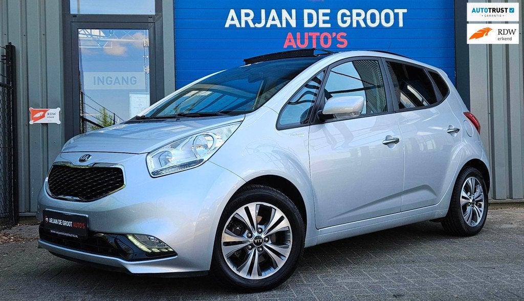 Kia VENGA 1.6 VOL AUTOMAAT Hoge zit! Pano Keyless Camera Ble, Auto's, 15 km/l, Gebruikt, 4 cilinders, Leder en Stof