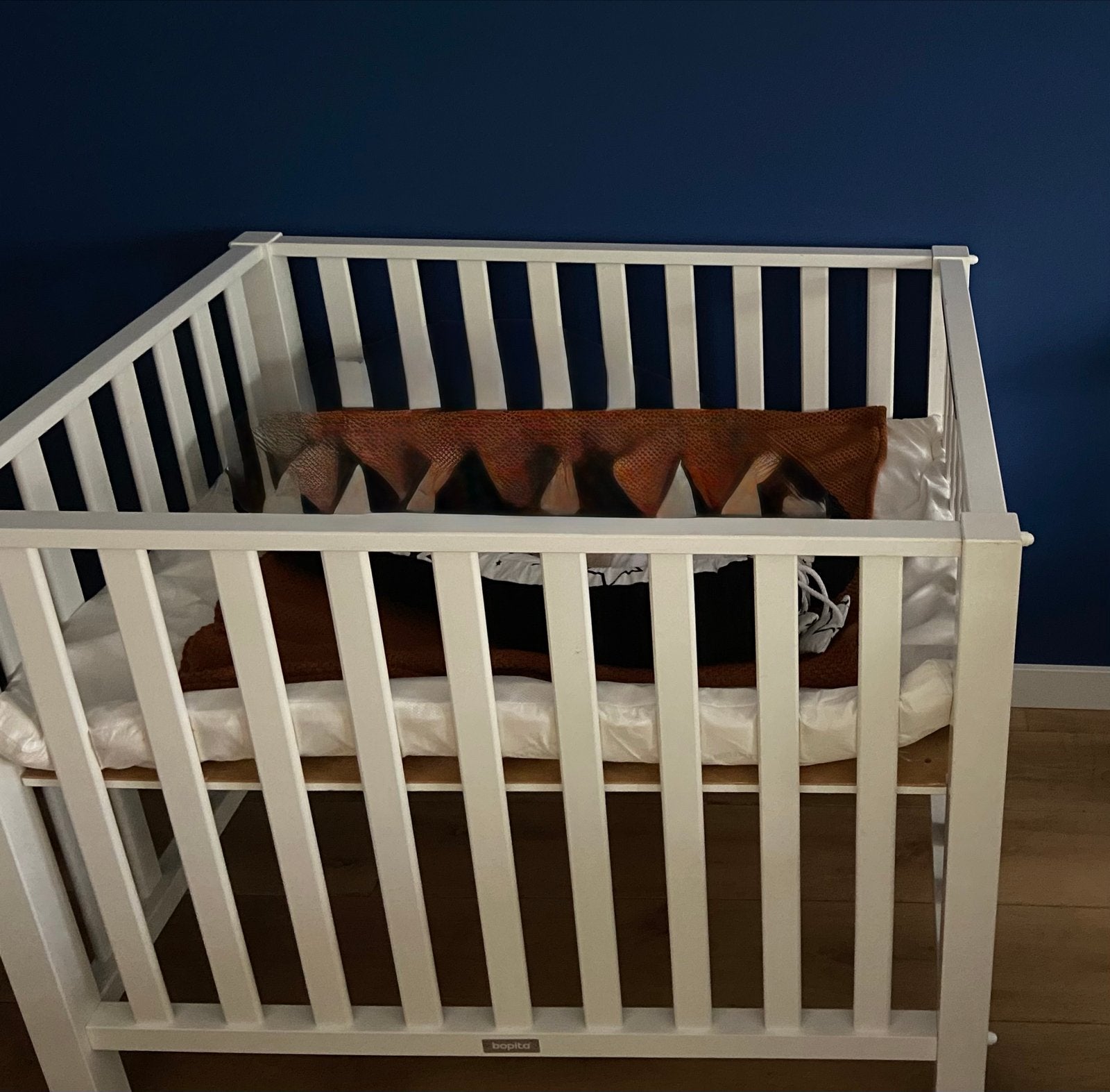 Bobita box - gebruikt maar nog prima, Kinderen en Baby's, Boxen, Ophalen, Gebruikt, Rechthoekig, In hoogte verstelbaar