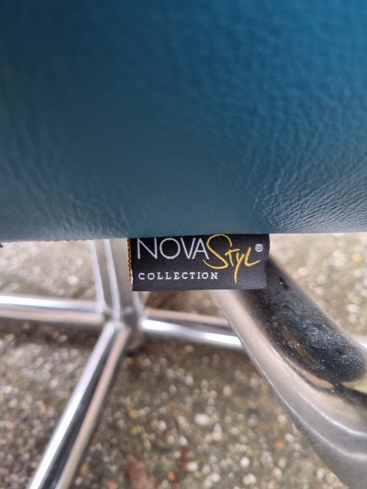 relaxstoel met chromen poten nova styl collections, Ophalen of Verzenden