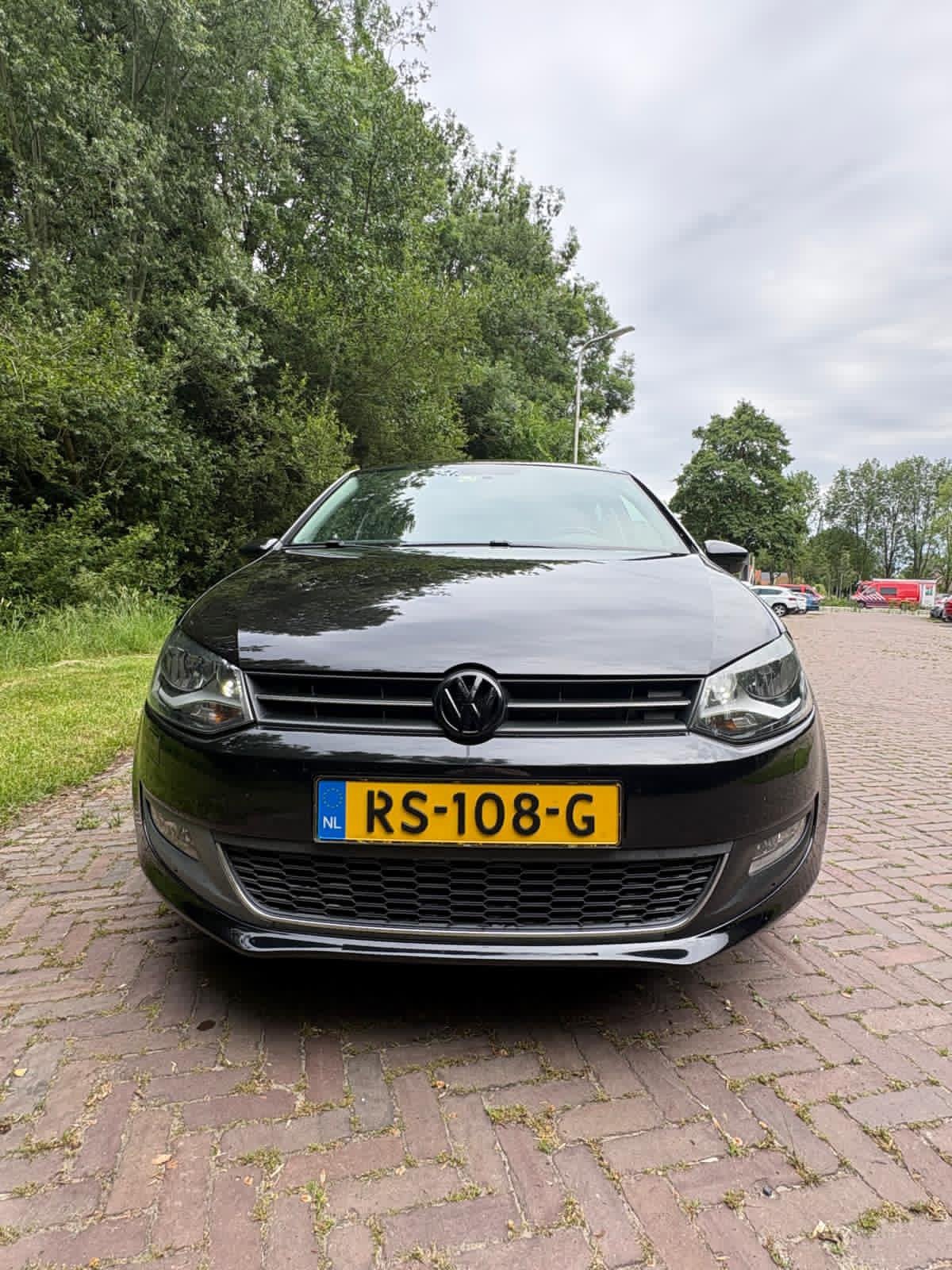 VW Polo 1.2TSI Highline 2010 77KW Zwart., Auto's, Stof, Zwart, Zwart, Handgeschakeld