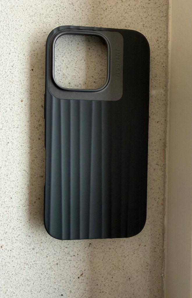 Nudient Siliconen iPhone 16 Pro Case met MagSafe, Telecommunicatie, Mobiele telefoons | Hoesjes en Frontjes | Apple iPhone, IPhone 16 Pro