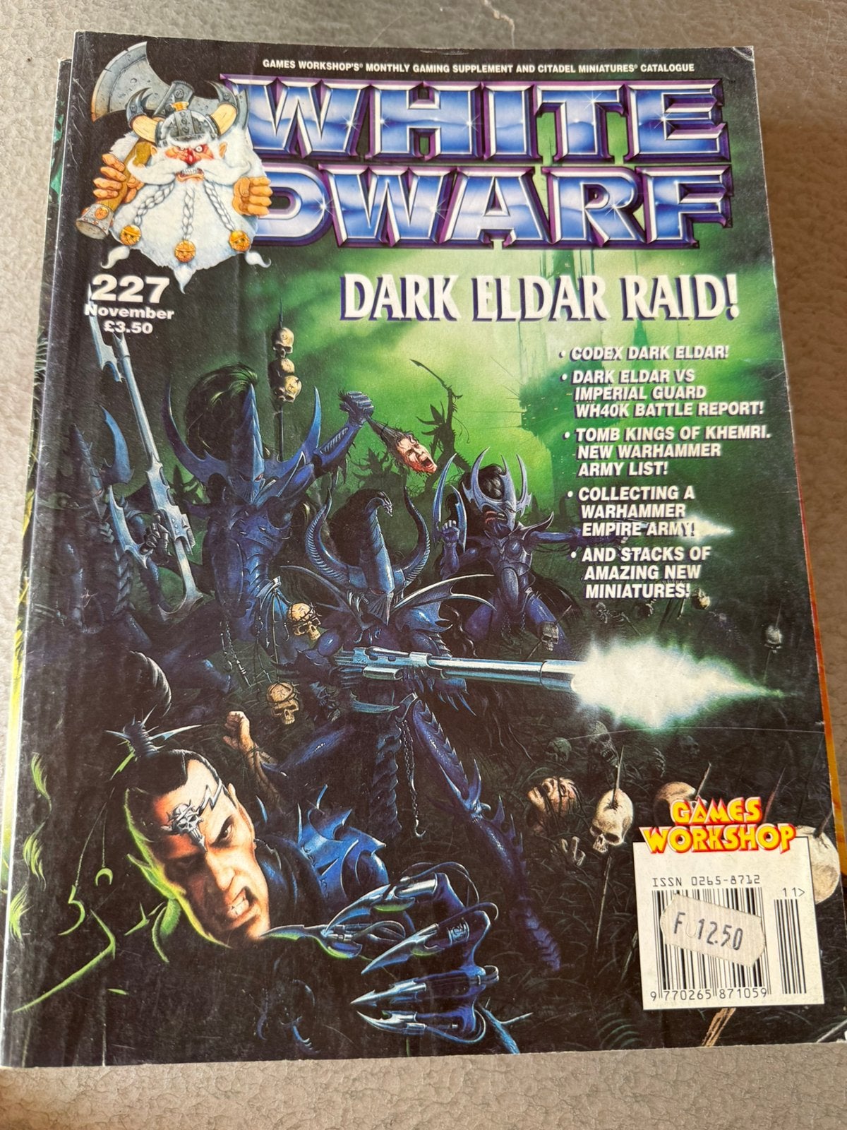 White Dwarf 227 nov 1998, Hobby en Vrije tijd, Wargaming, Ophalen of Verzenden, Gebruikt, Warhammer, Boek of Catalogus