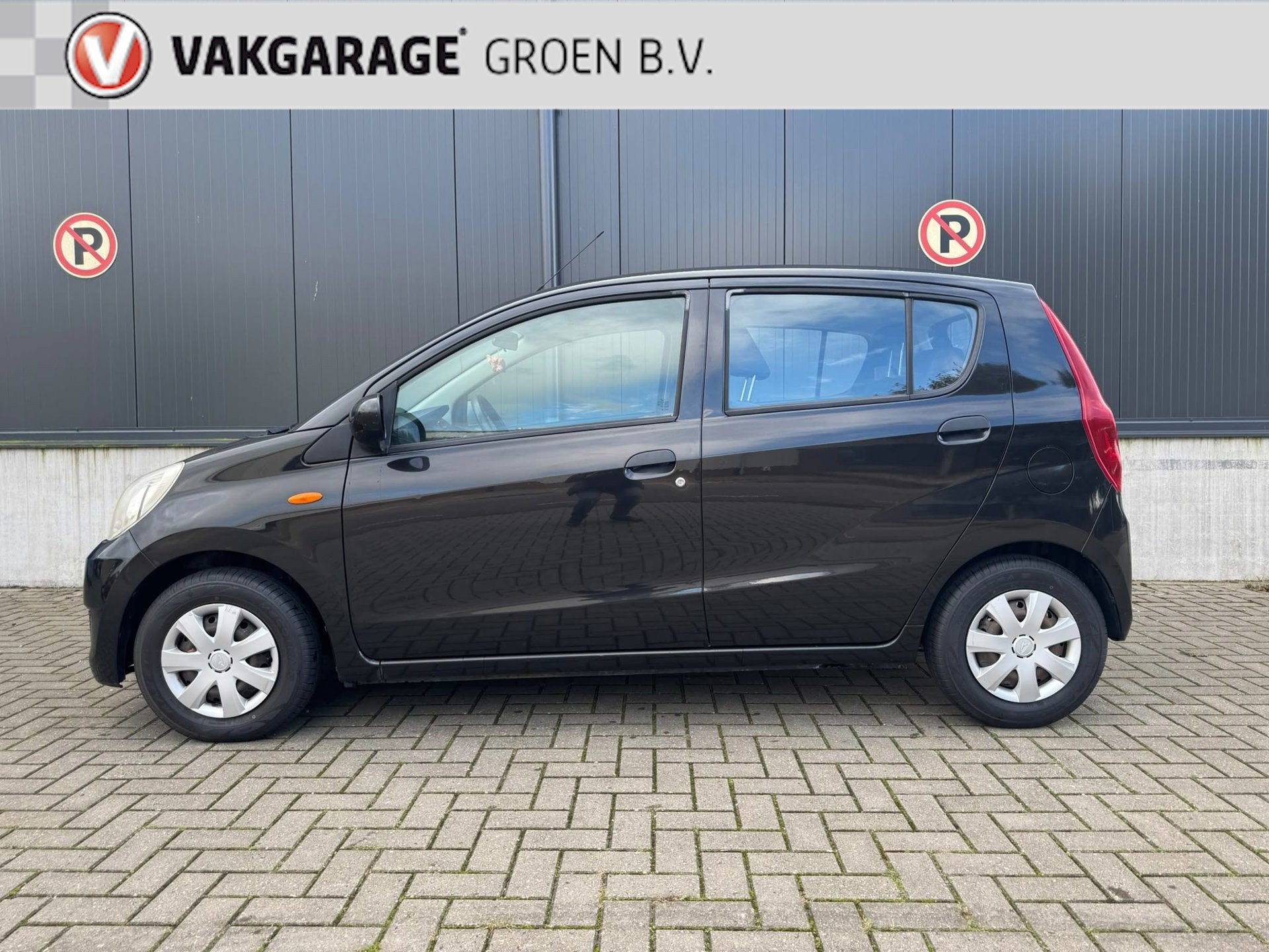 Daihatsu Cuore 1.0 Premium / el.r / airco, Auto's, Voorwielaandrijving, Stof, Zwart, 18 €/maand