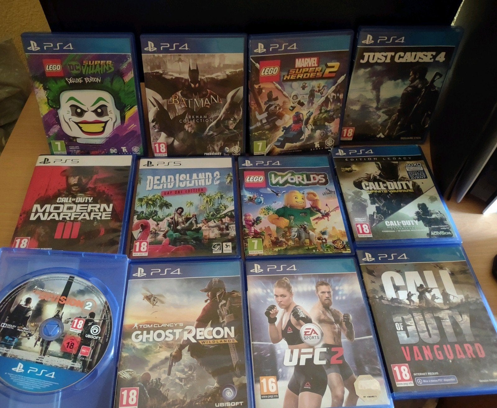 PlayStation met 13 games, keyboard, muis, monitor en extra's, Spelcomputers en Games, Games | Overige, Gebruikt, Shooter, 1 speler