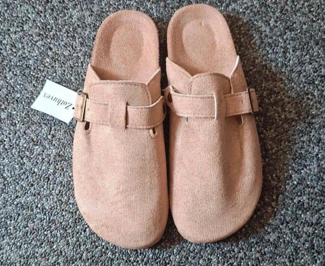 Dames instappers maat 42 beige met gesp nieuw, Nieuw, Ophalen of Verzenden, Merkloos, Instappers
