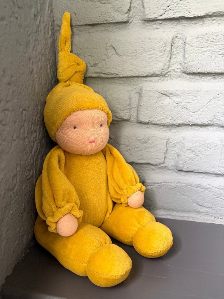 Zonnekind Knuffelpop 23 / 30cm / Antroposofische pop, Kinderen en Baby's, Speelgoed | Poppen, Ophalen of Verzenden, Nieuw, Overige typen