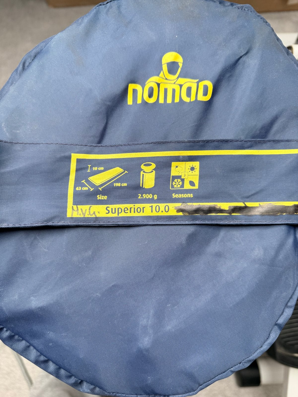 Nomad Zelfopblazend Luchtbed 1-persoons - 10 cm dik, Ophalen of Verzenden, Zo goed als nieuw, 1-persoons