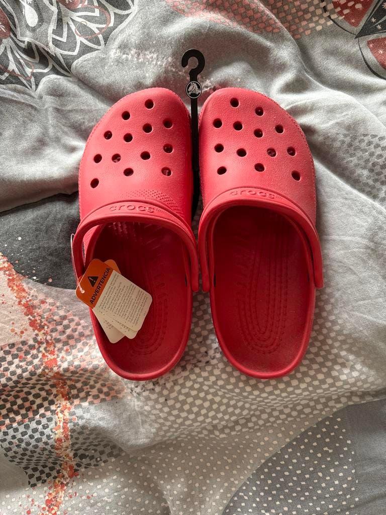 Nieuwe Rode Crocs Klompen - Maat 8 is 41, Ophalen of Verzenden, Nieuw, Rood