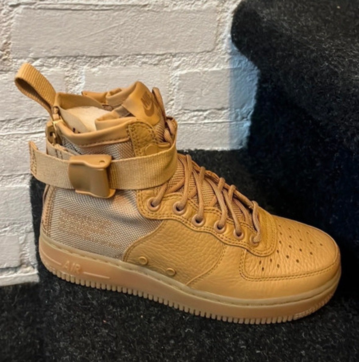 Nike Air Force 1 High Utility maat 36,5, Overige kleuren, Nieuw, Ophalen of Verzenden, Sneakers of Gympen