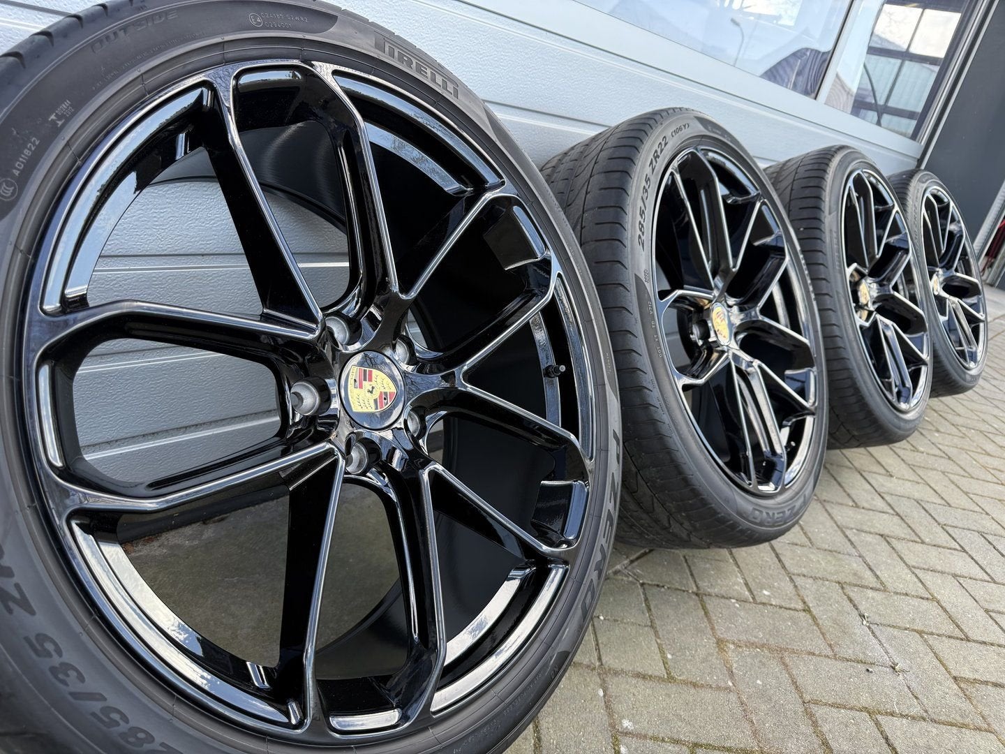 22 inch Porsche Cayenne S 9Y E-Hybrid Turbo GTS Coupe velgen, -, 285 mm, -, Banden en Velgen