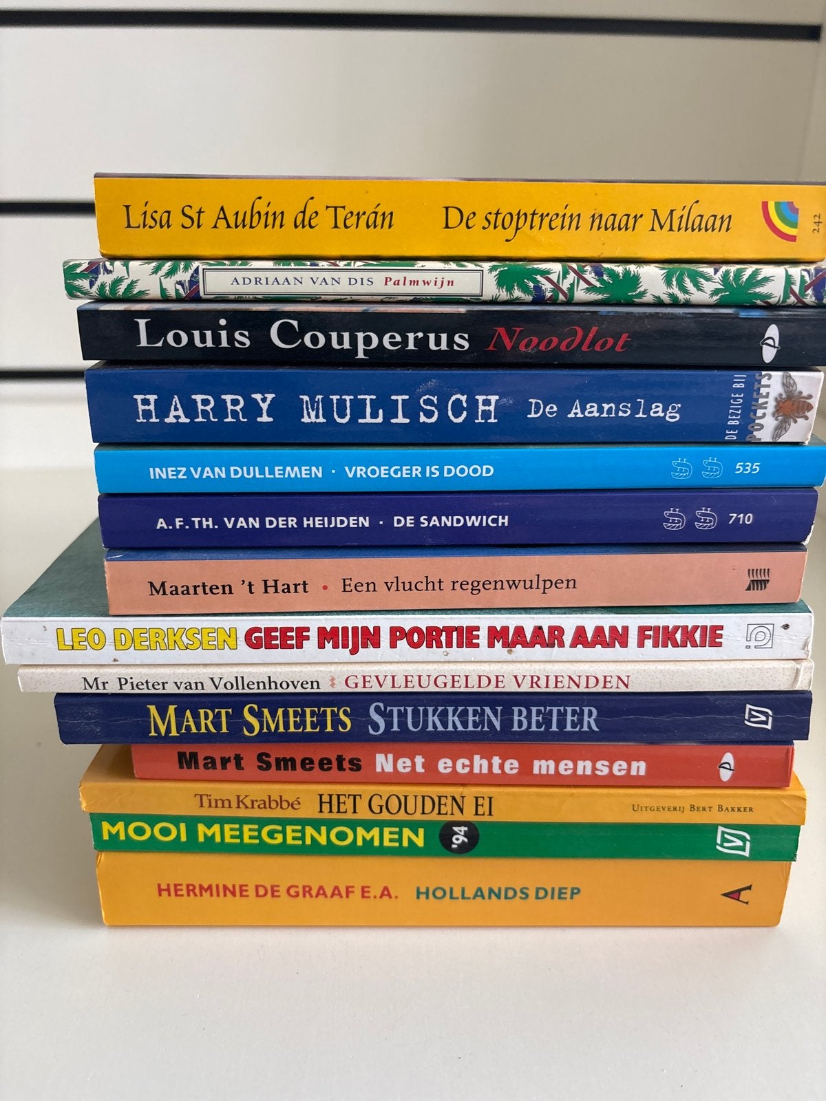 Diverse collectie Nederlandse literatuur (14 boeken), Boeken, Ophalen of Verzenden, Gelezen, Nederland