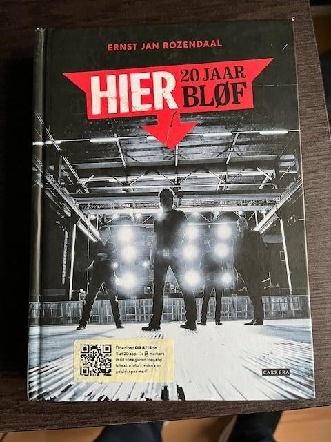Hier 20 Jaar Blof., Boeken, Muziek, Ophalen of Verzenden, Zo goed als nieuw, Artiest, Ernst Jan  Rozendaal.