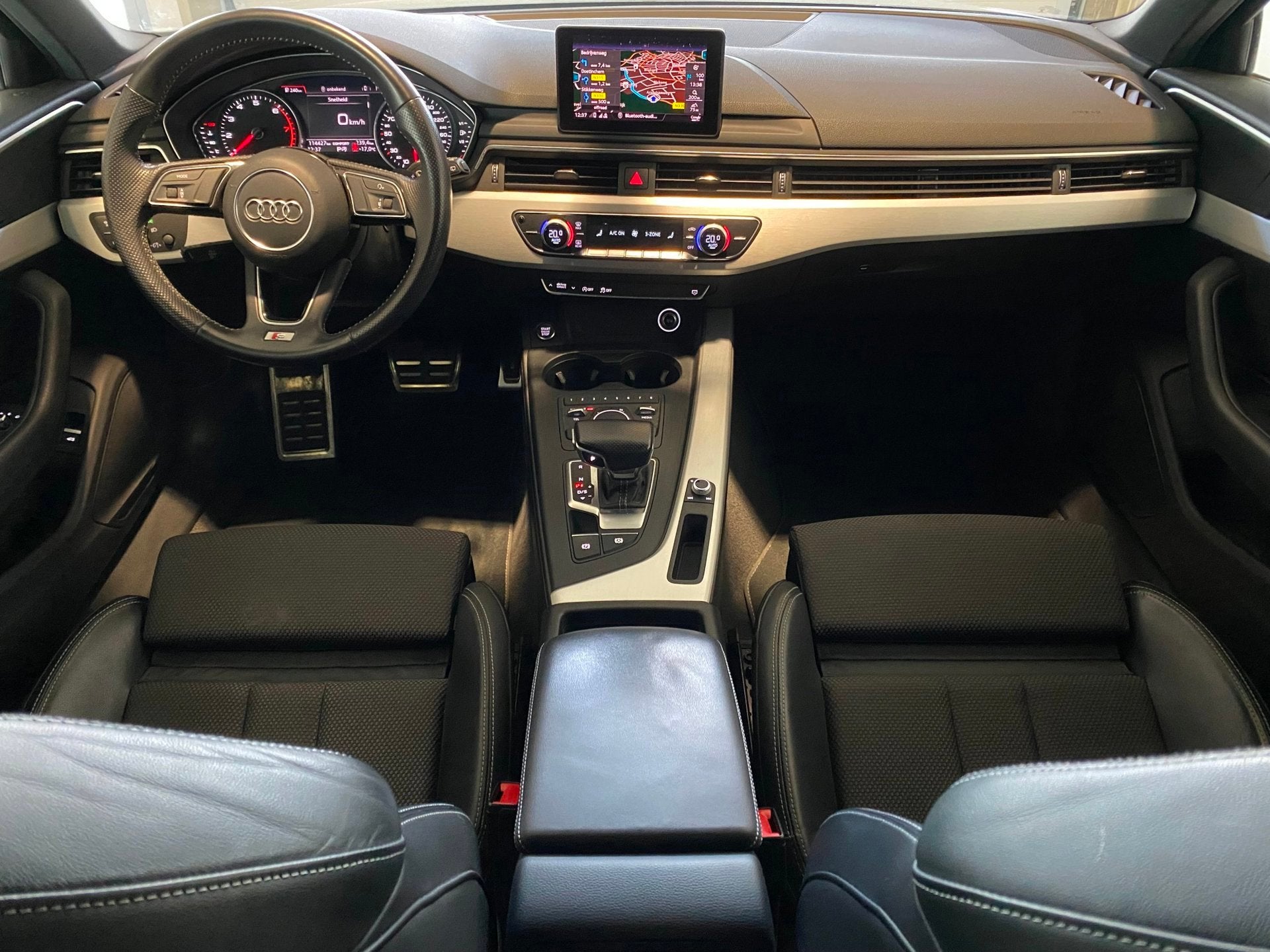 Audi A4 Avant 1.4 TFSI Automaat S-line NL-auto, Auto's, Audi, Gebruikt, Euro 6, 4 cilinders, 150 pk
