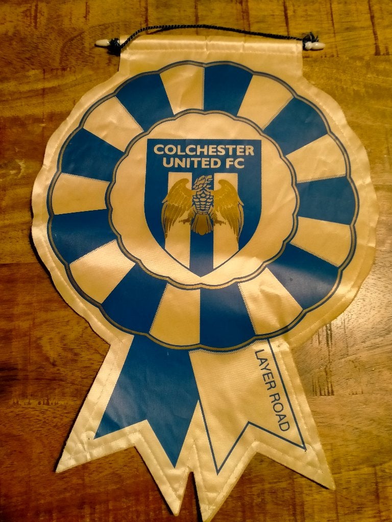 Colchester United FC vintage voetbal vaan Engeland club, Verzenden, Gebruikt, Buitenlandse clubs, Vaantje of Sjaal