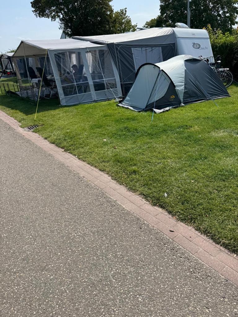 Mooie TEC Travel King 555 caravan te koop!, Ophalen, Gebruikt, Tot en met 4