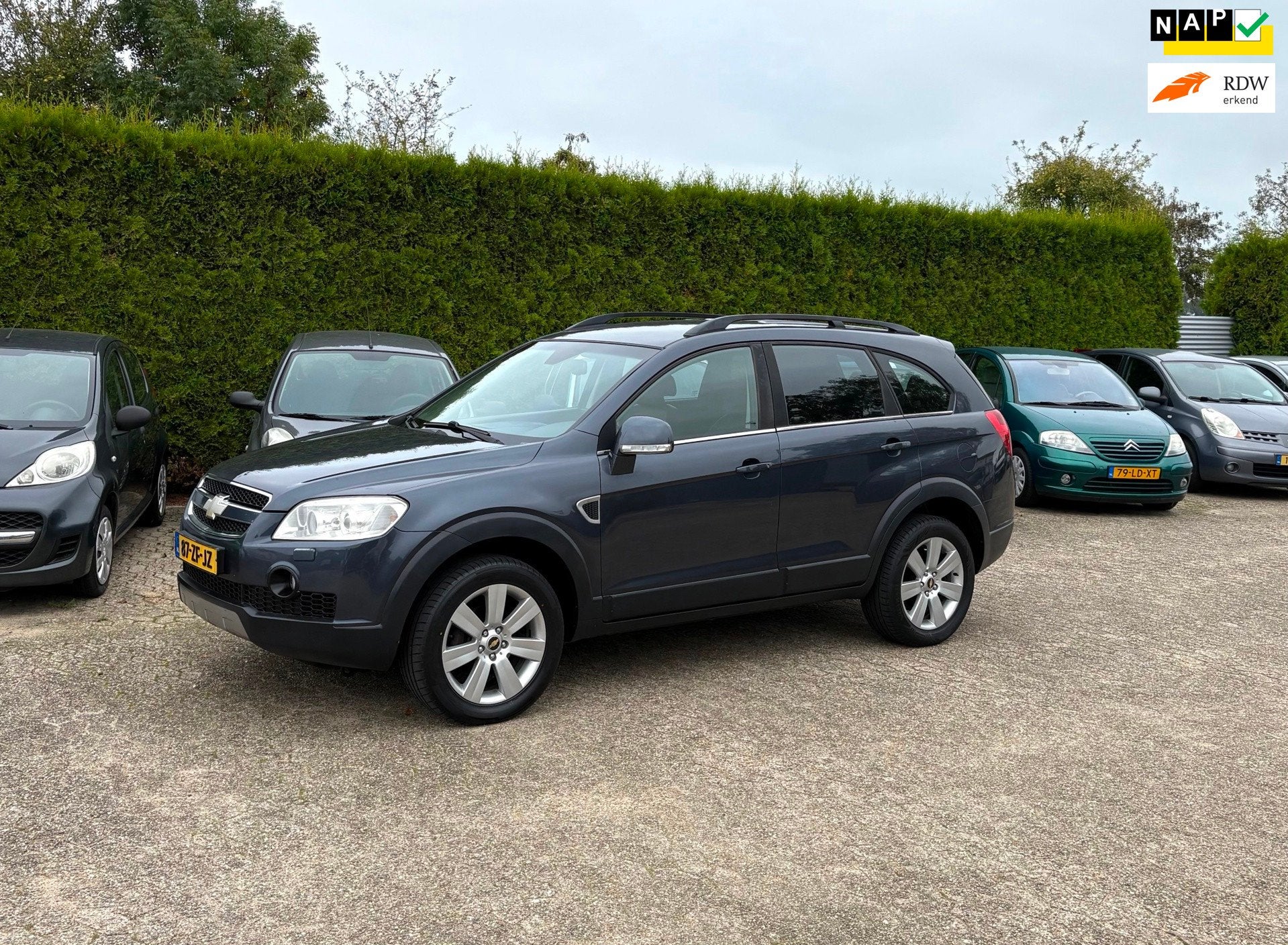 Chevrolet Captiva APK NIEUW AIRCO LEER AUTOM CC 7 PERS PERFE, Auto's, 1780 kg, 3195 cc, Gebruikt, 2000 kg