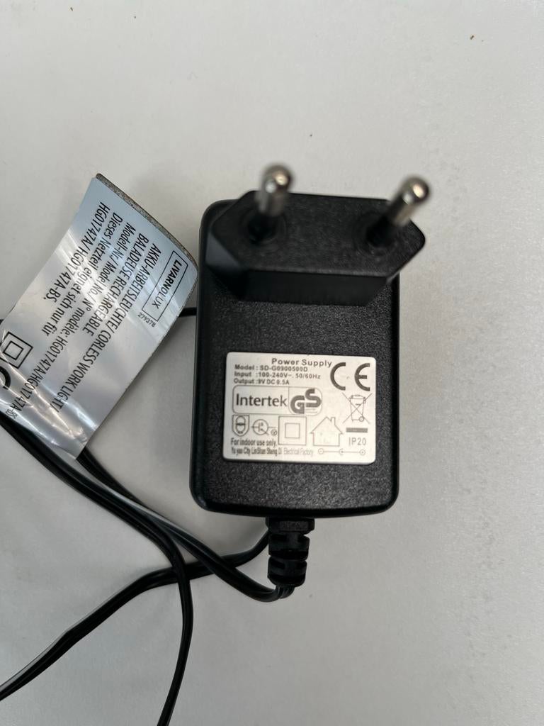 Power Supply Adapter 9V DC 0.5A - model: SD-G090050D, Ophalen of Verzenden, Zo goed als nieuw