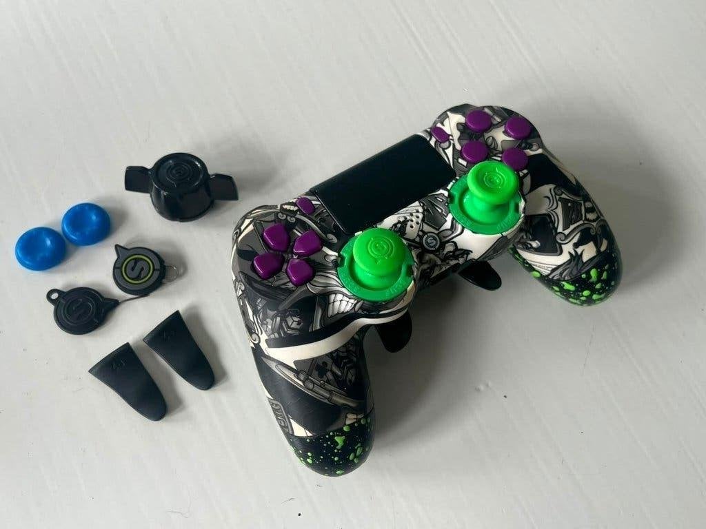 SCUF PS4 controller – custom design met accessoires, Gebruikt, Ophalen of Verzenden, Controller, PlayStation 4