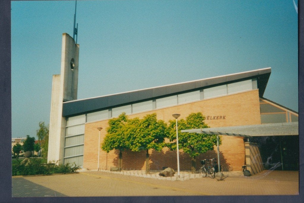 Barendrecht NH  Immanuel Kerk Foto, Verzamelen, Ansichtkaarten | Nederland, Verzenden, 1980 tot heden, Gelopen, Zuid-Holland