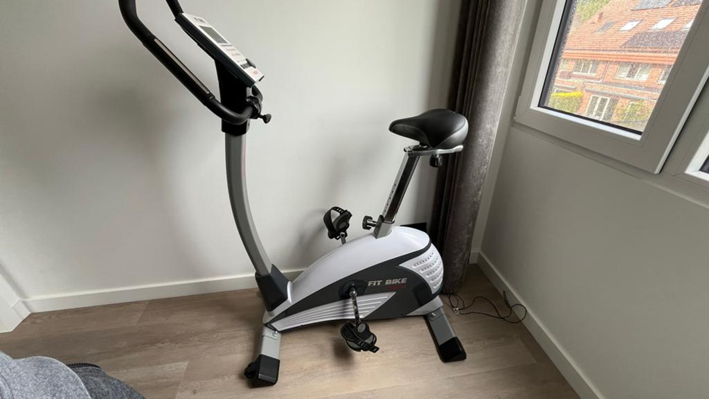 Hometrainer Fitbike Ride 5 - Zo goed als nieuw, Sport en Fitness, Ophalen, Zo goed als nieuw, Metaal, Benen