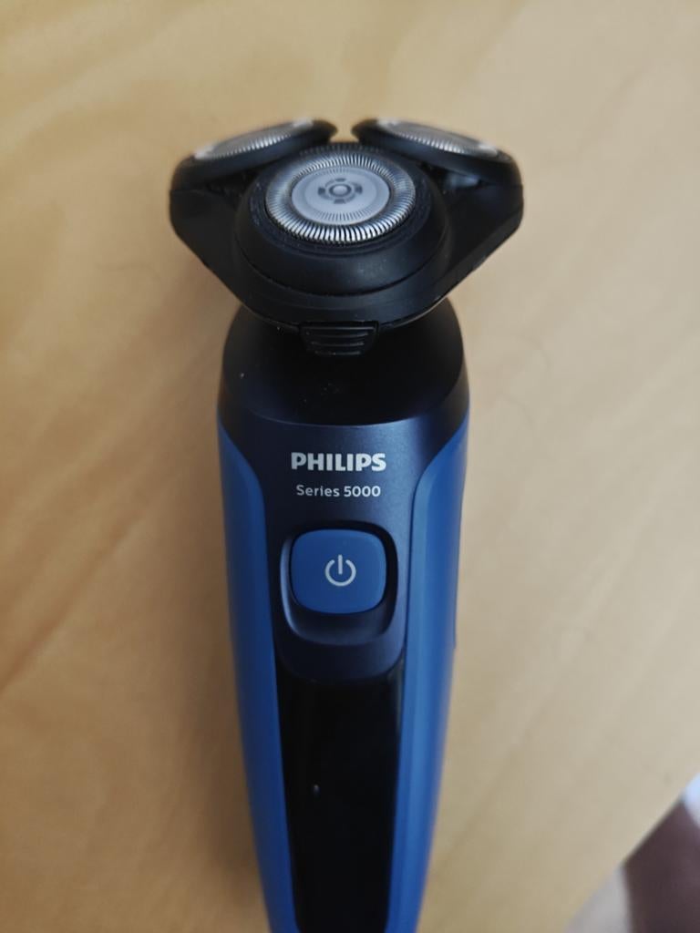 Philips Series 5000 Scheerapparaat - Zo goed als nieuw, Witgoed en Apparatuur, Ophalen of Verzenden, Zo goed als nieuw, Scheren en Epileren