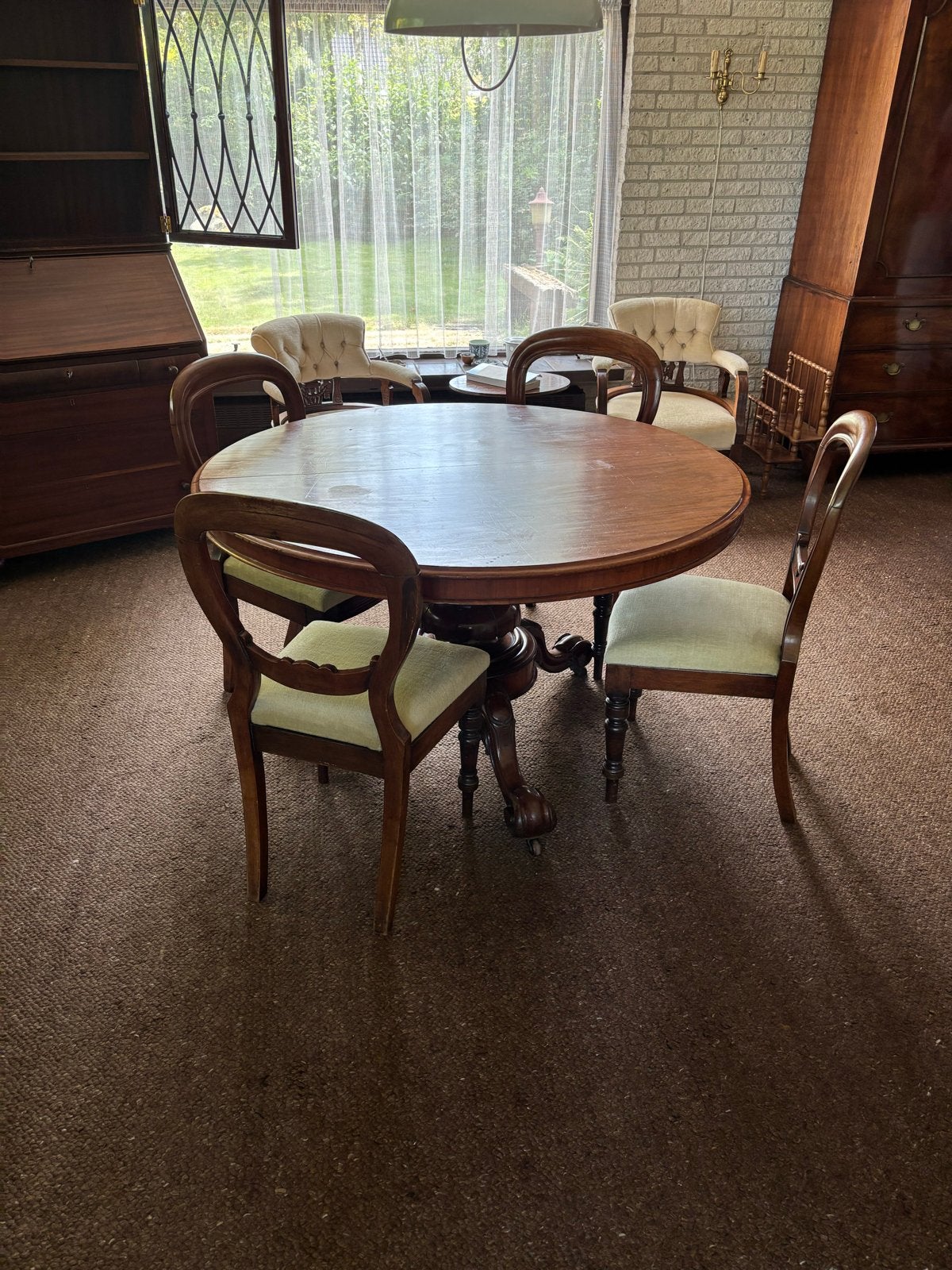 Antieke ronde eettafel met 4 stoelen, Ophalen