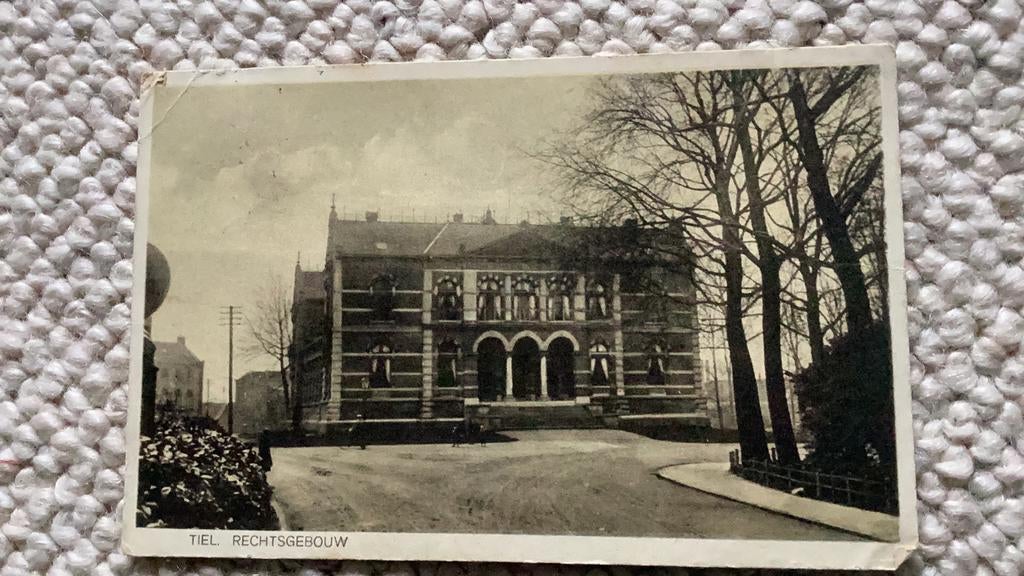 Ansichtkaart Tiel Rechtsgebouw 1929. 963, Verzamelen, Ansichtkaarten | Nederland, Ophalen of Verzenden, 1920 tot 1940, Gelopen