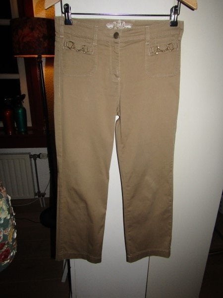 C1289 Cambio Sports mt 36 broek kaki beige 7/8 cropped, Verzenden, Beige, Zo goed als nieuw, Maat 36 (S)