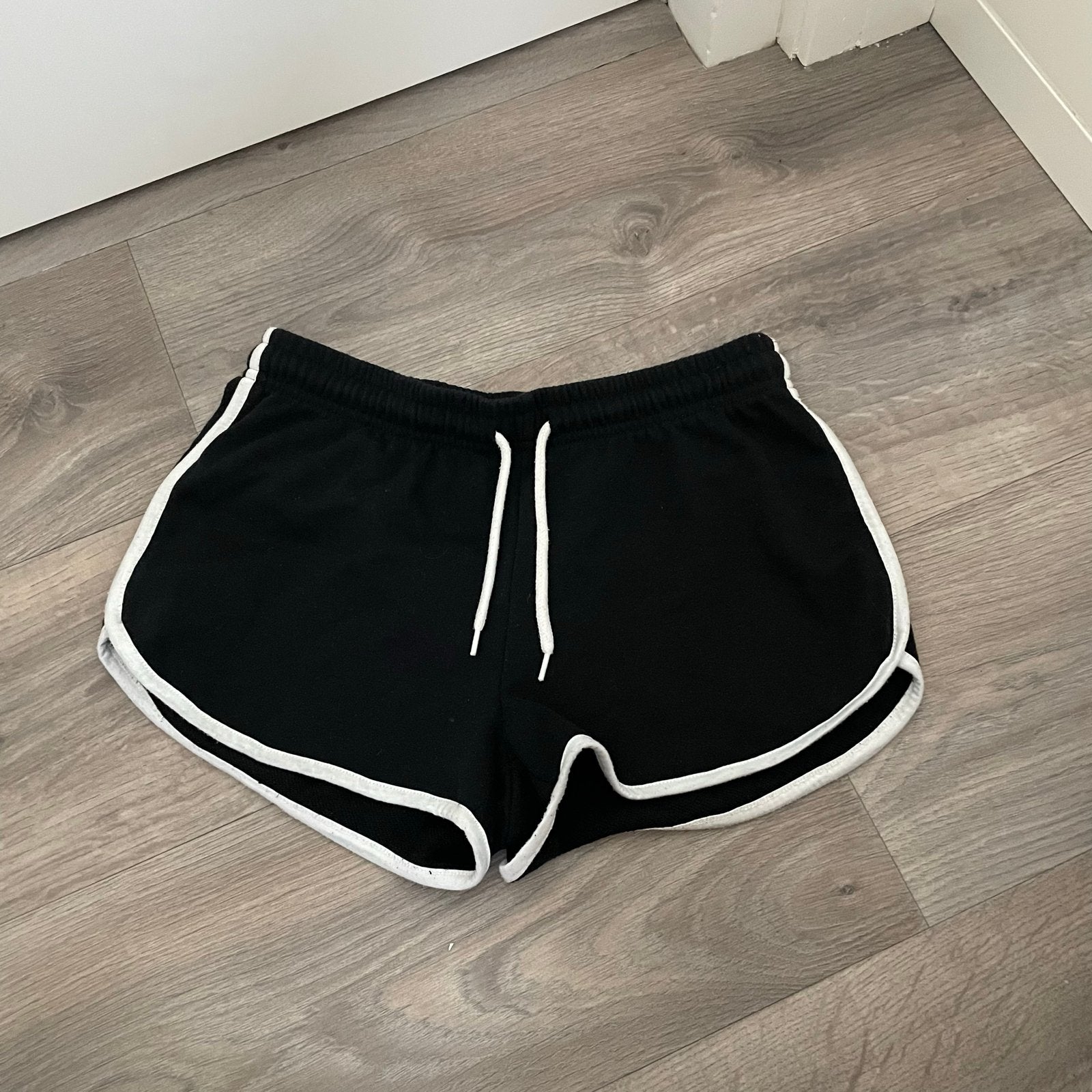 Zwart kort broekje H&M maat 158, Kinderen en Baby's, Ophalen of Verzenden, Gebruikt, Meisje, Broek